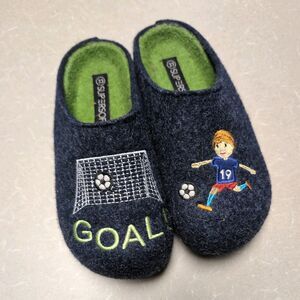 Wool Clogs Kids US 2 EU 33 Soccer Goal  Supersoft Indoor Shoes Slip On Mules
